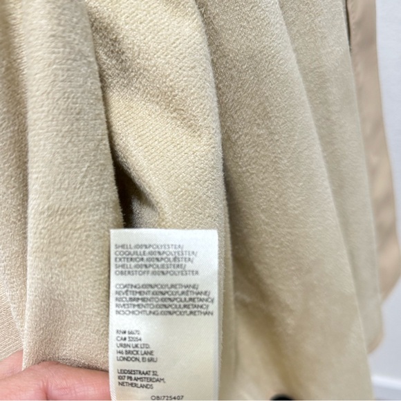 Anthropologie Maeve Pleated Vegan Leather Short Sleeve Shirt - Picture 4 of 4